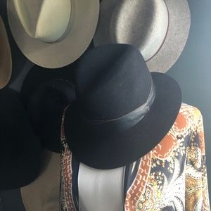 Janessa Leone Wool Hat - Size Medium